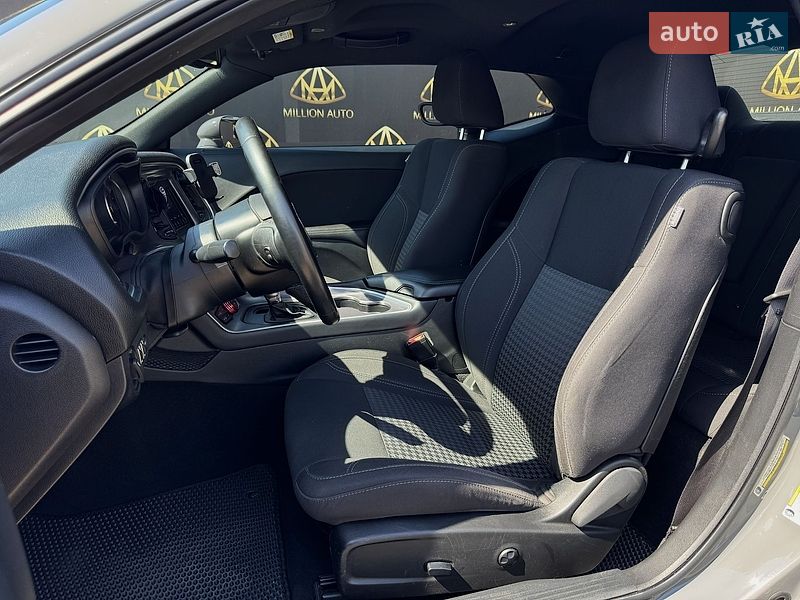 Купе Dodge Challenger 2019 в Киеве