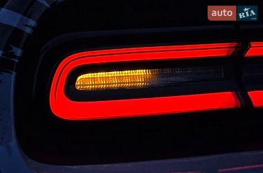 Купе Dodge Challenger 2023 в Черновцах