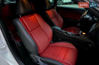 Купе Dodge Challenger 2023 в Черновцах