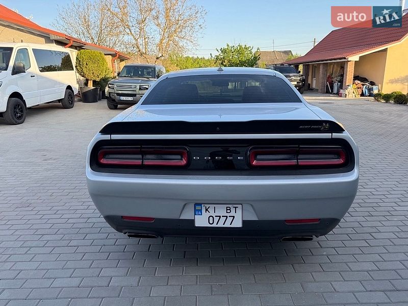 Купе Dodge Challenger 2020 в Киеве