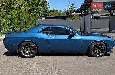 Купе Dodge Challenger 2020 в Киеве
