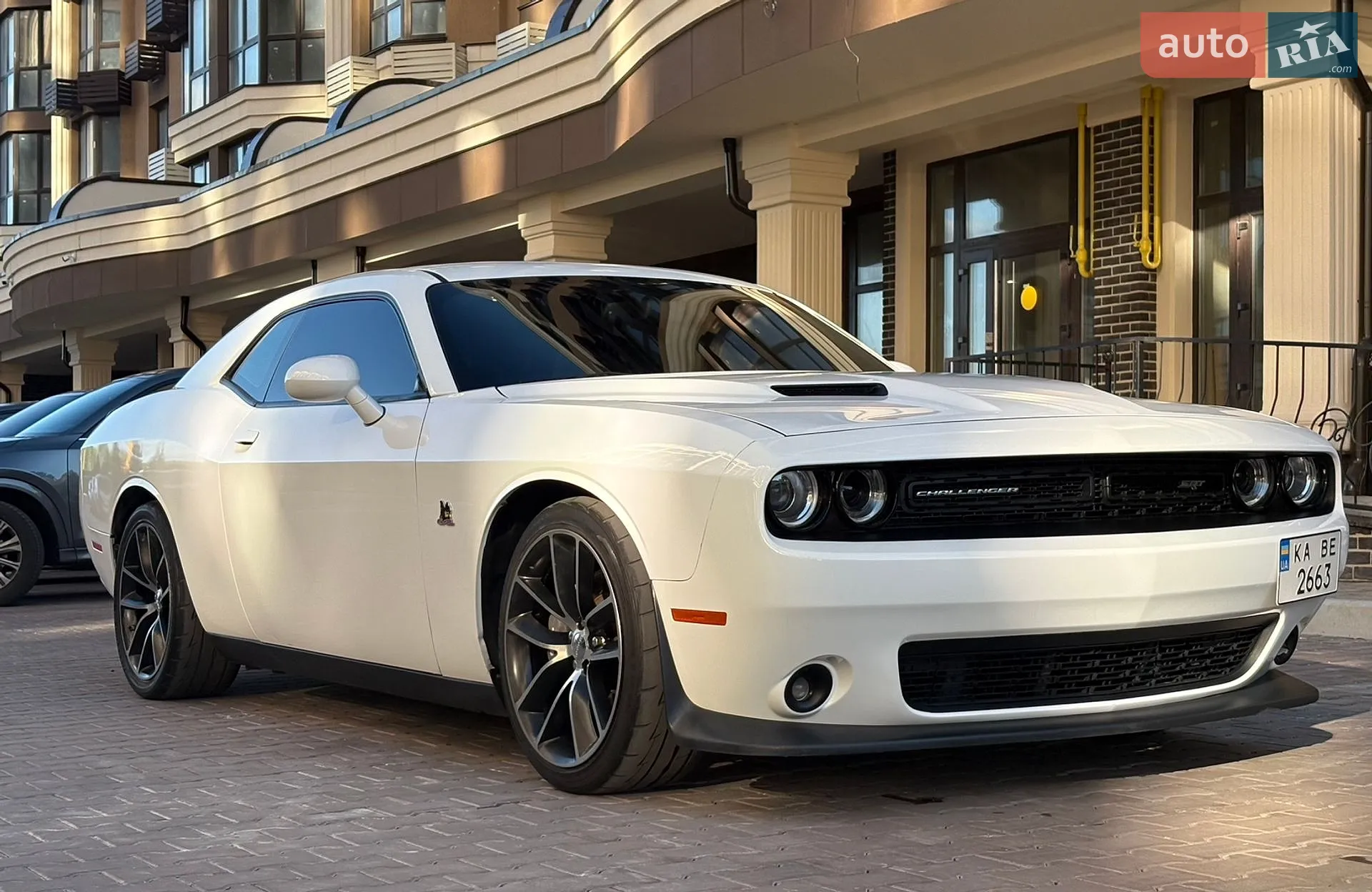 2016 Dodge Challenger - мініатюра 23