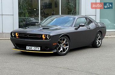 Купе Dodge Challenger 2016 в Киеве