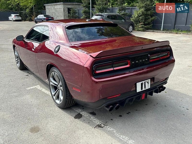 Купе Dodge Challenger 2021 в Львові