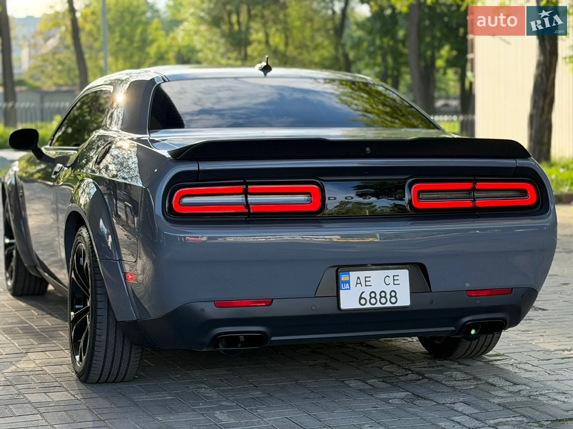 2016 Dodge Challenger - мініатюра 16