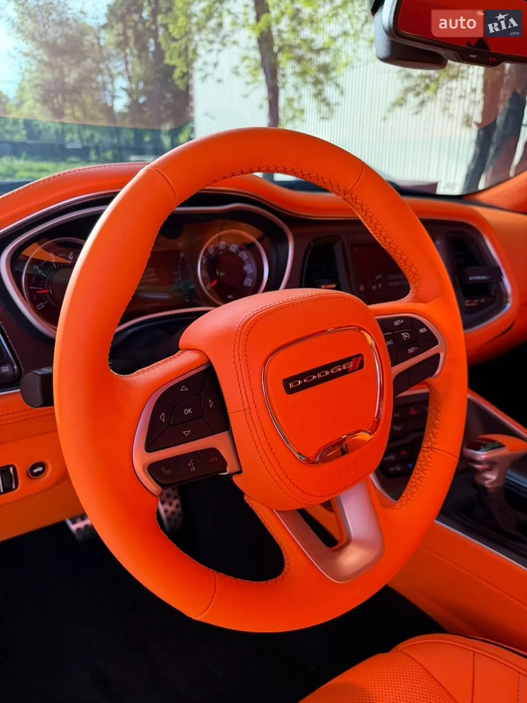 2016 Dodge Challenger - мініатюра 28
