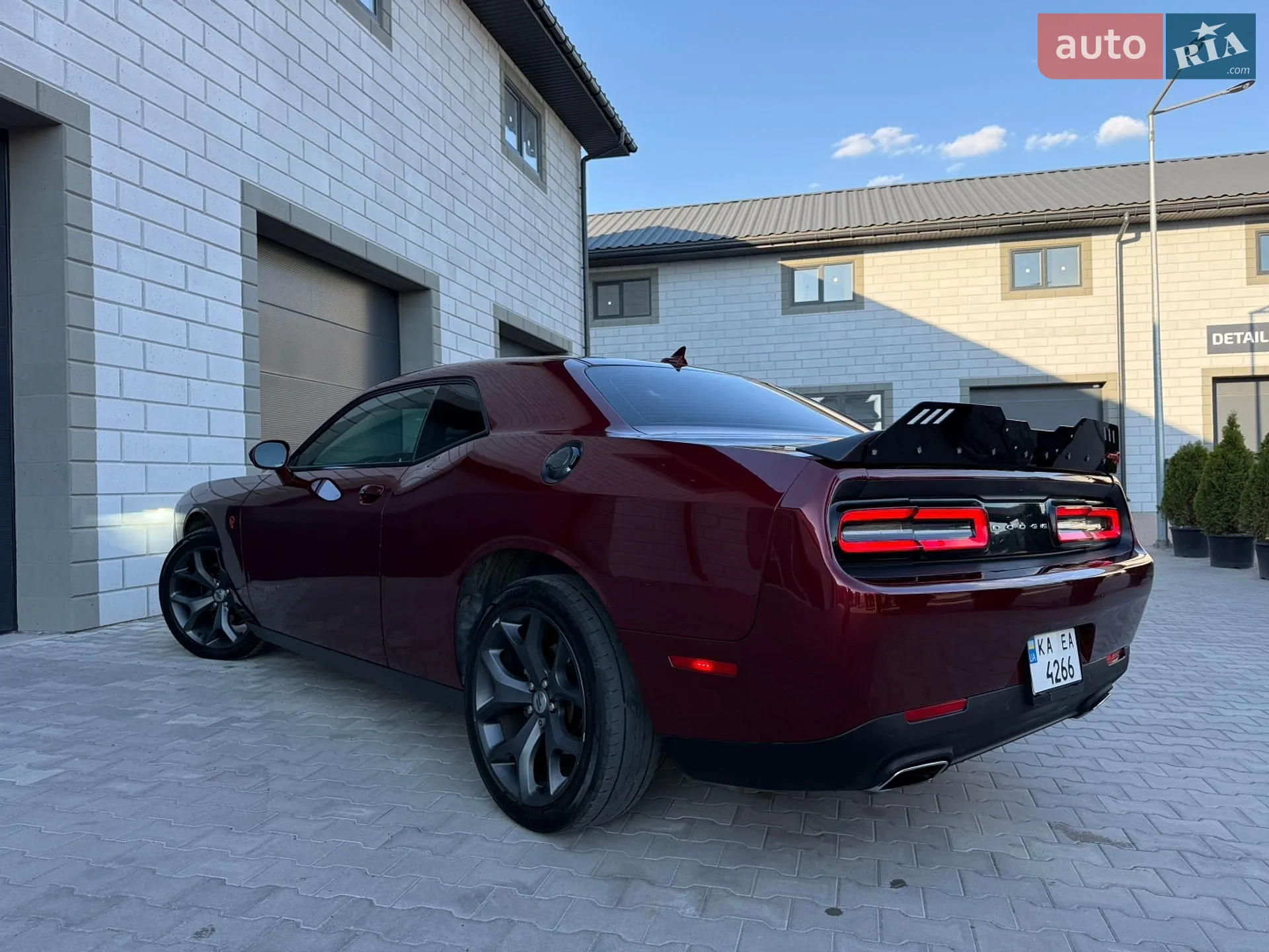 2017 Dodge Challenger - мініатюра 32