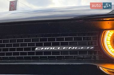 Купе Dodge Challenger 2017 в Києві