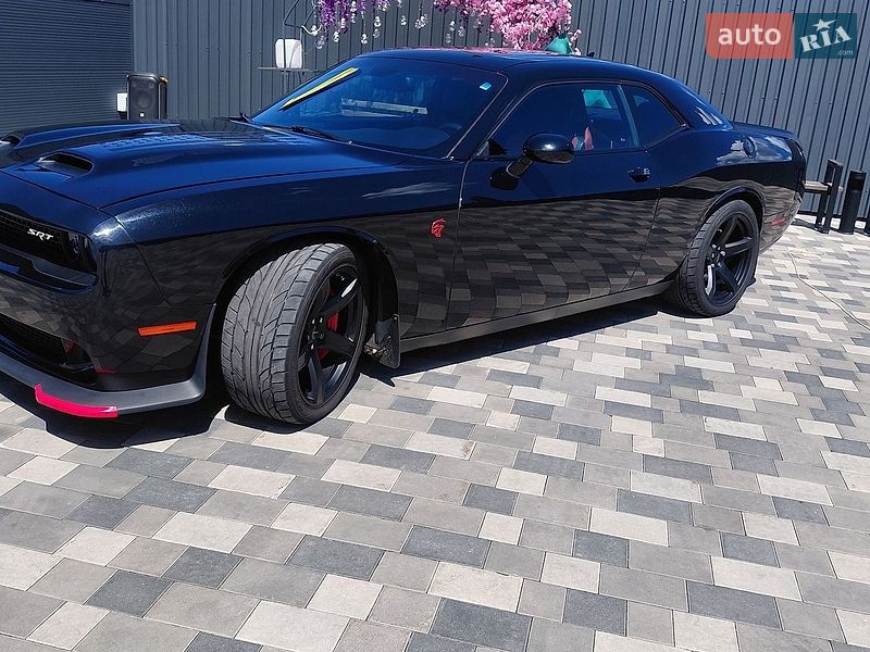 Купе Dodge Challenger 2016 в Полтаве