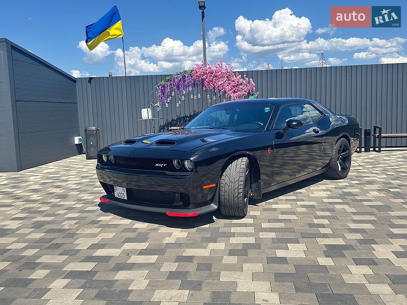 Купе Dodge Challenger 2016 в Полтаве