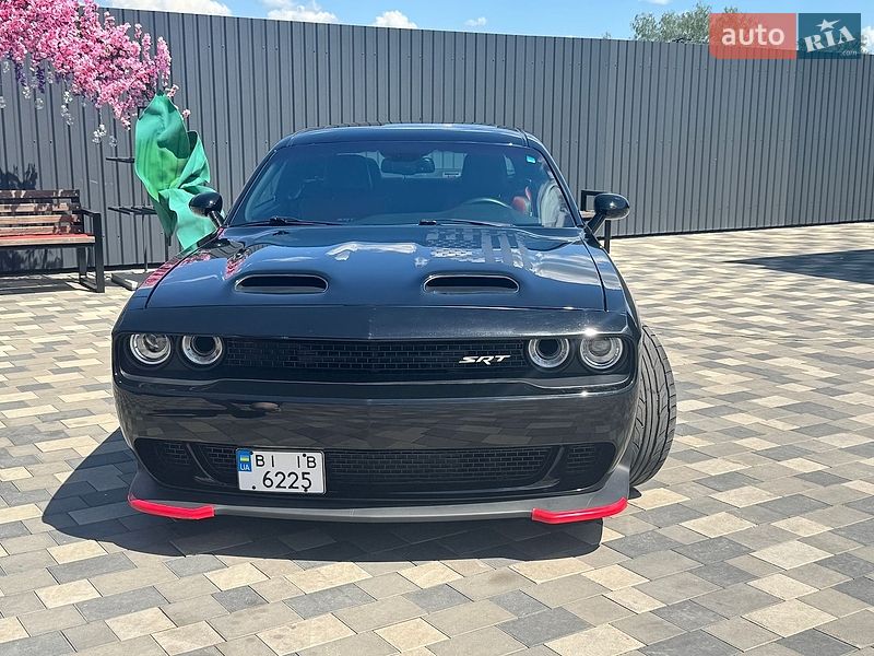 Купе Dodge Challenger 2016 в Полтаве