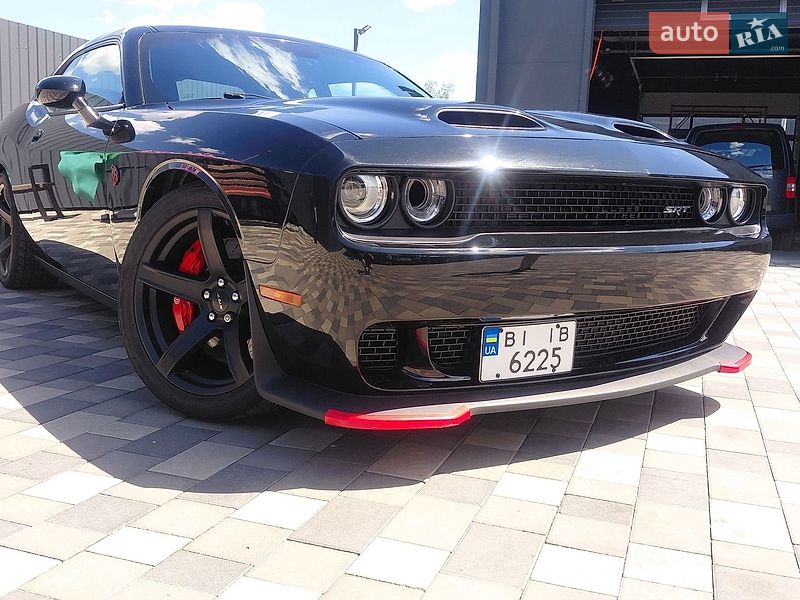 Купе Dodge Challenger 2016 в Полтаве