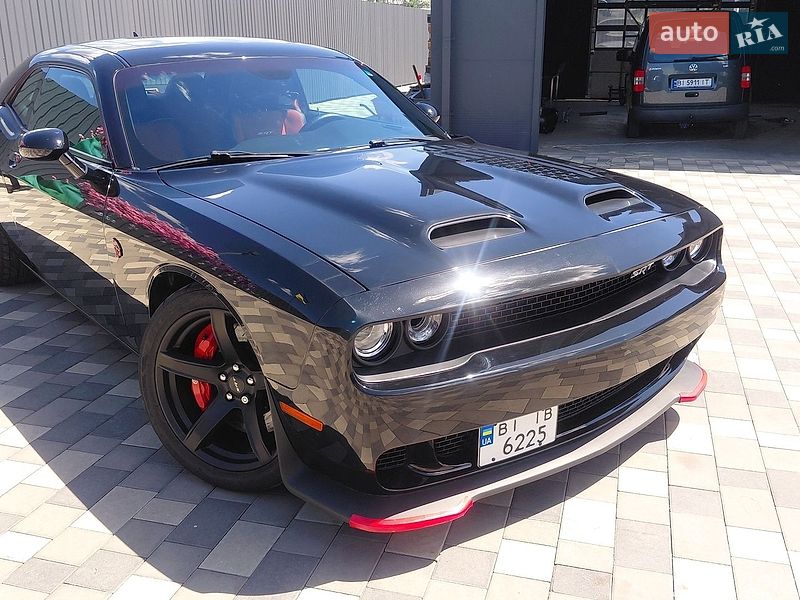 Купе Dodge Challenger 2016 в Полтаве