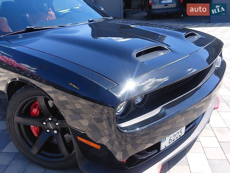 Купе Dodge Challenger 2016 в Полтаве