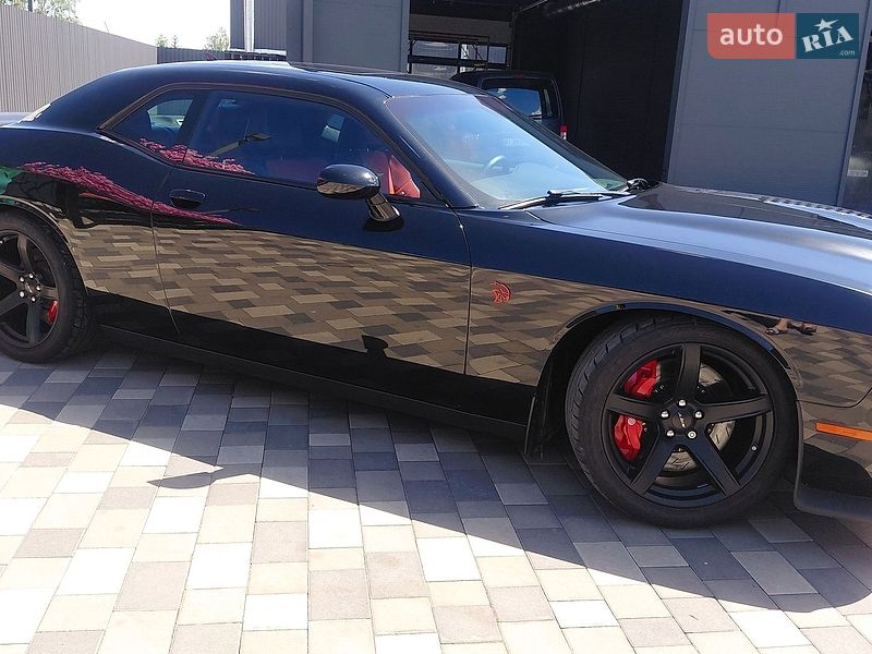 Купе Dodge Challenger 2016 в Полтаве