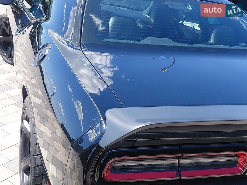 Купе Dodge Challenger 2016 в Полтаве