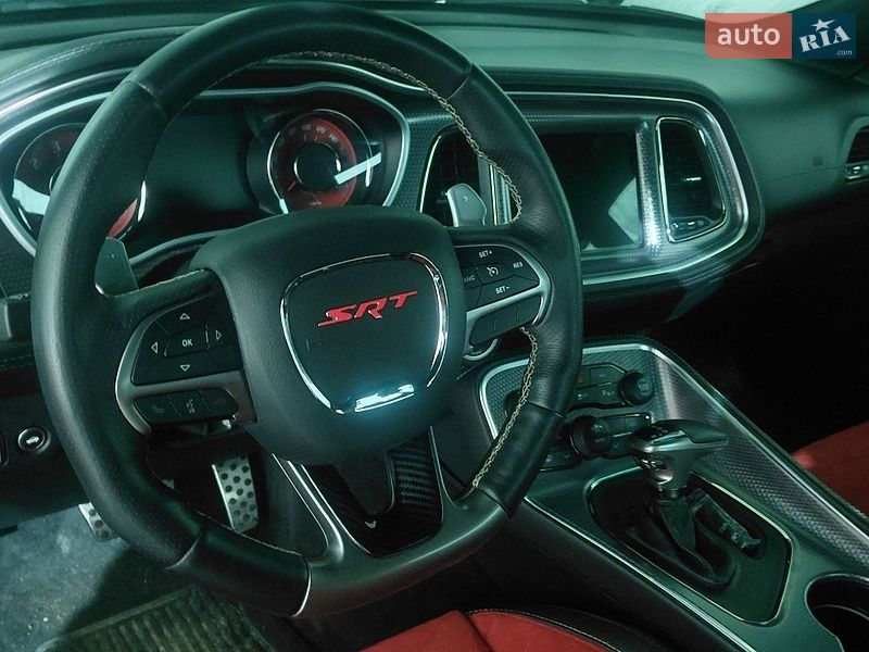 Купе Dodge Challenger 2016 в Полтаве