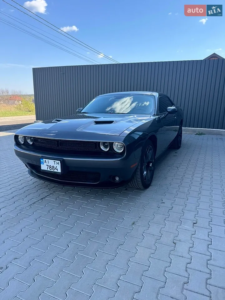 2019 Dodge Challenger - мініатюра 18