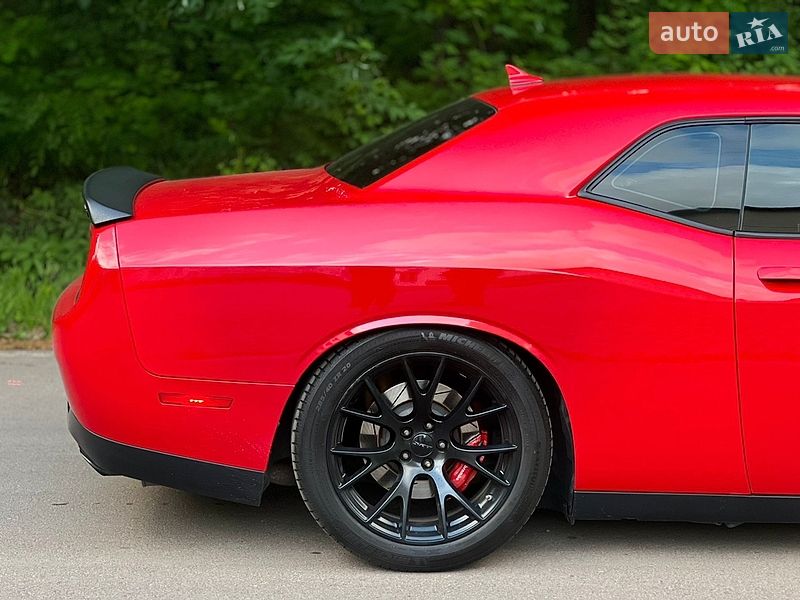 Купе Dodge Challenger 2016 в Ужгороде