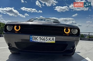 Купе Dodge Challenger 2019 в Львове