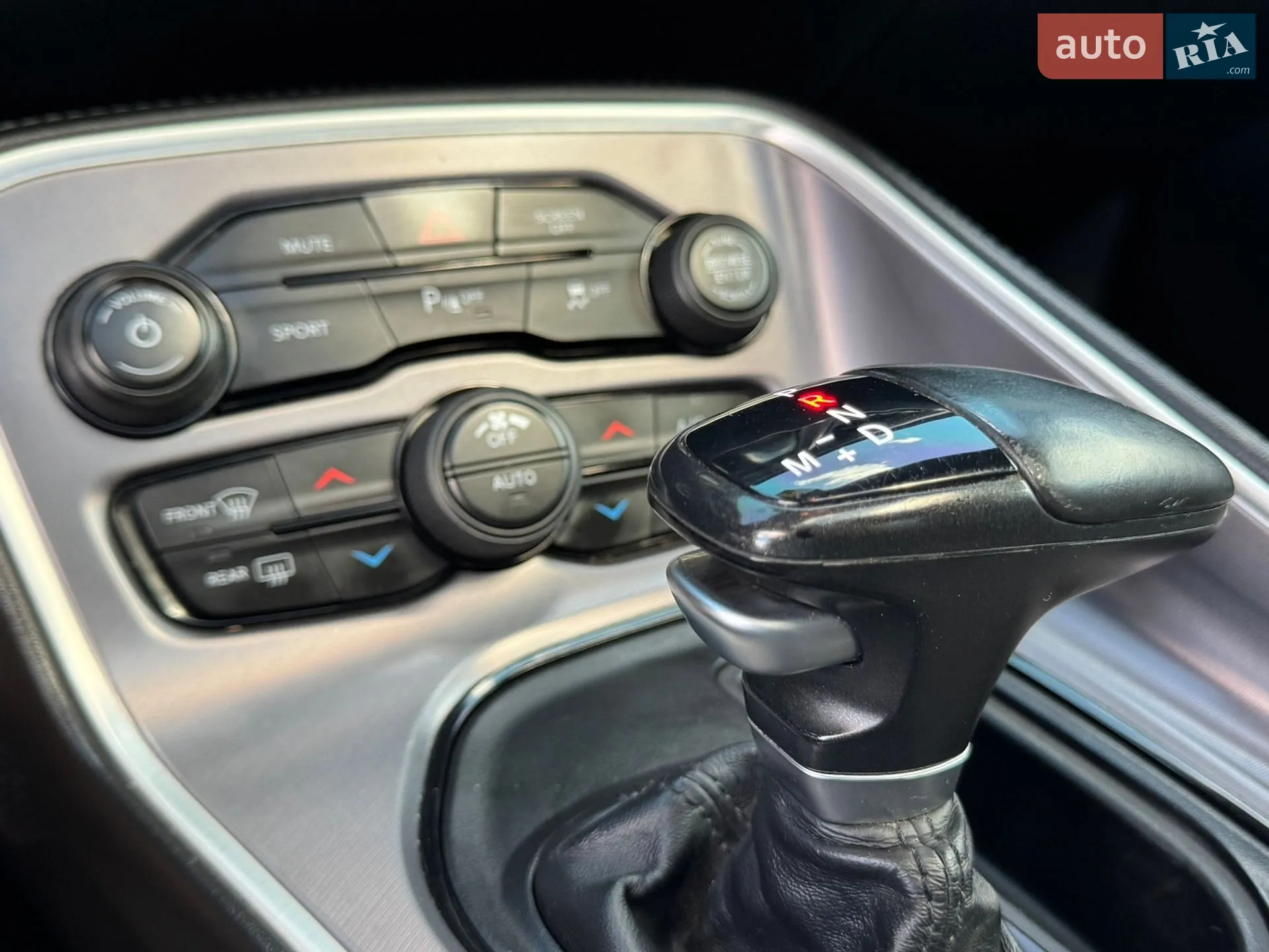 2019 Dodge Challenger - мініатюра 29