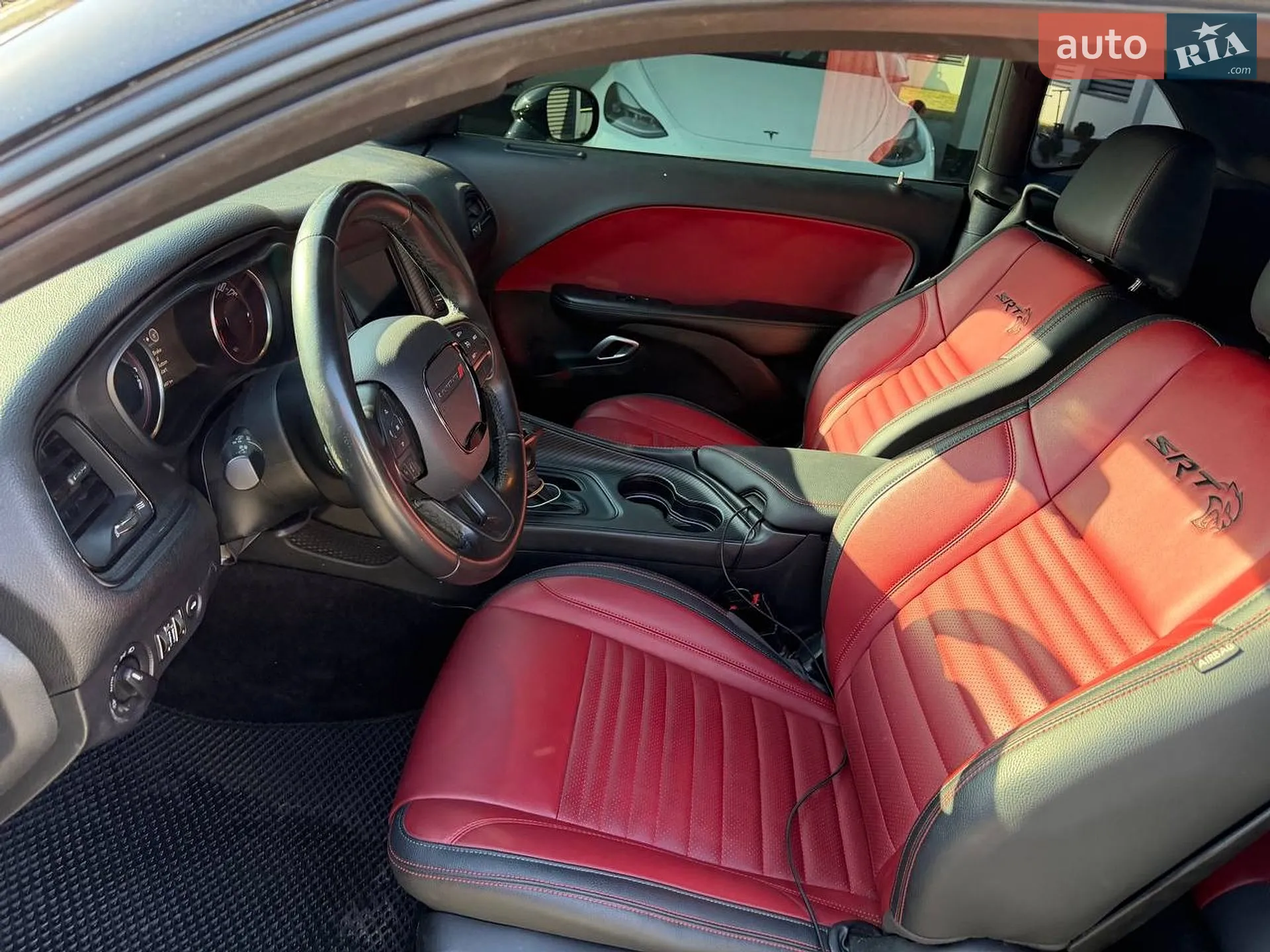 2017 Dodge Challenger - мініатюра 20