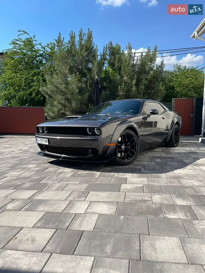 2020 Dodge Challenger - мініатюра 8