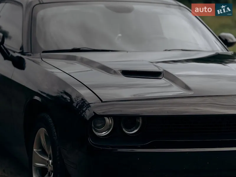 Dodge Challenger