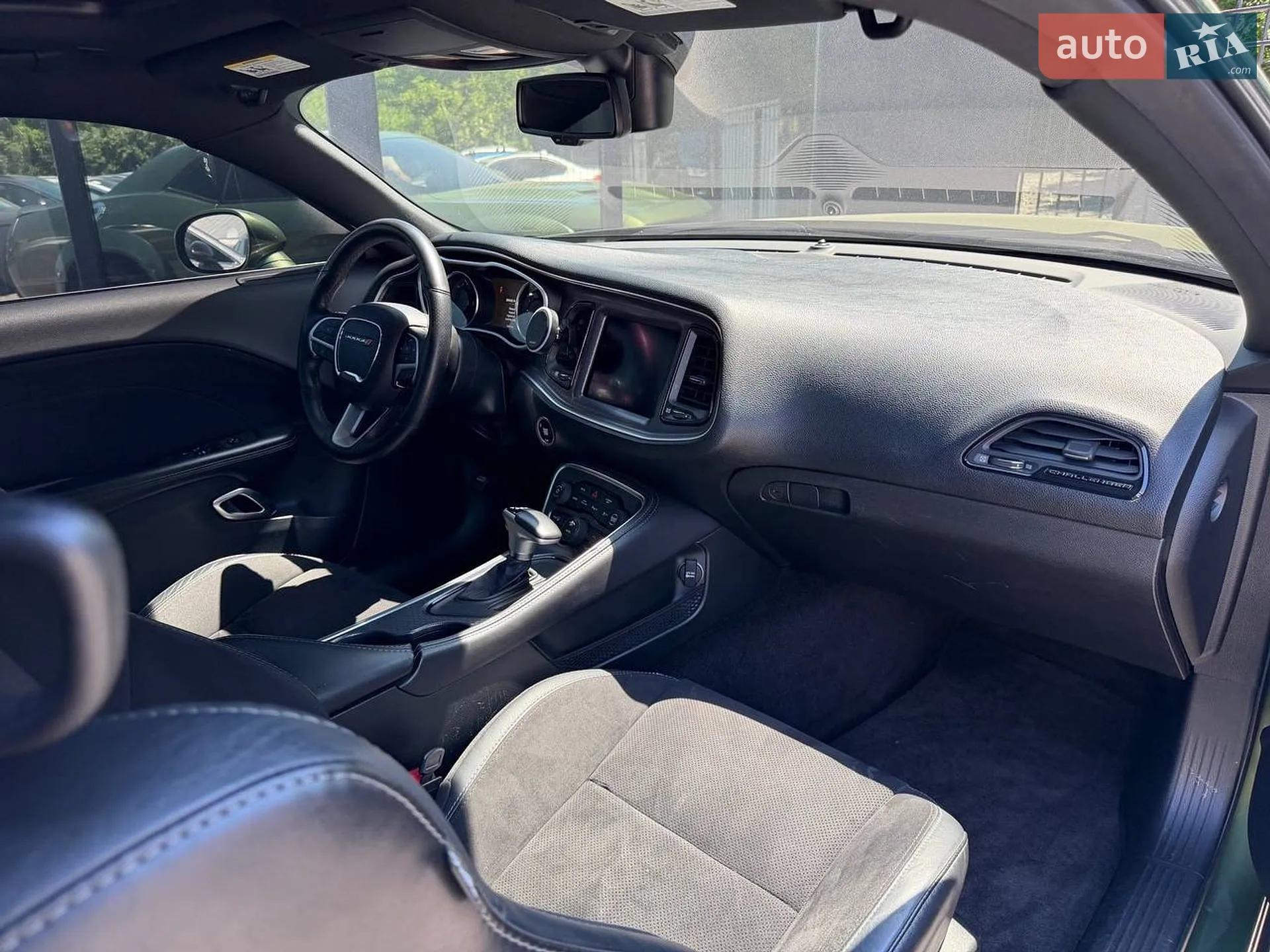 2018 Dodge Challenger - мініатюра 36