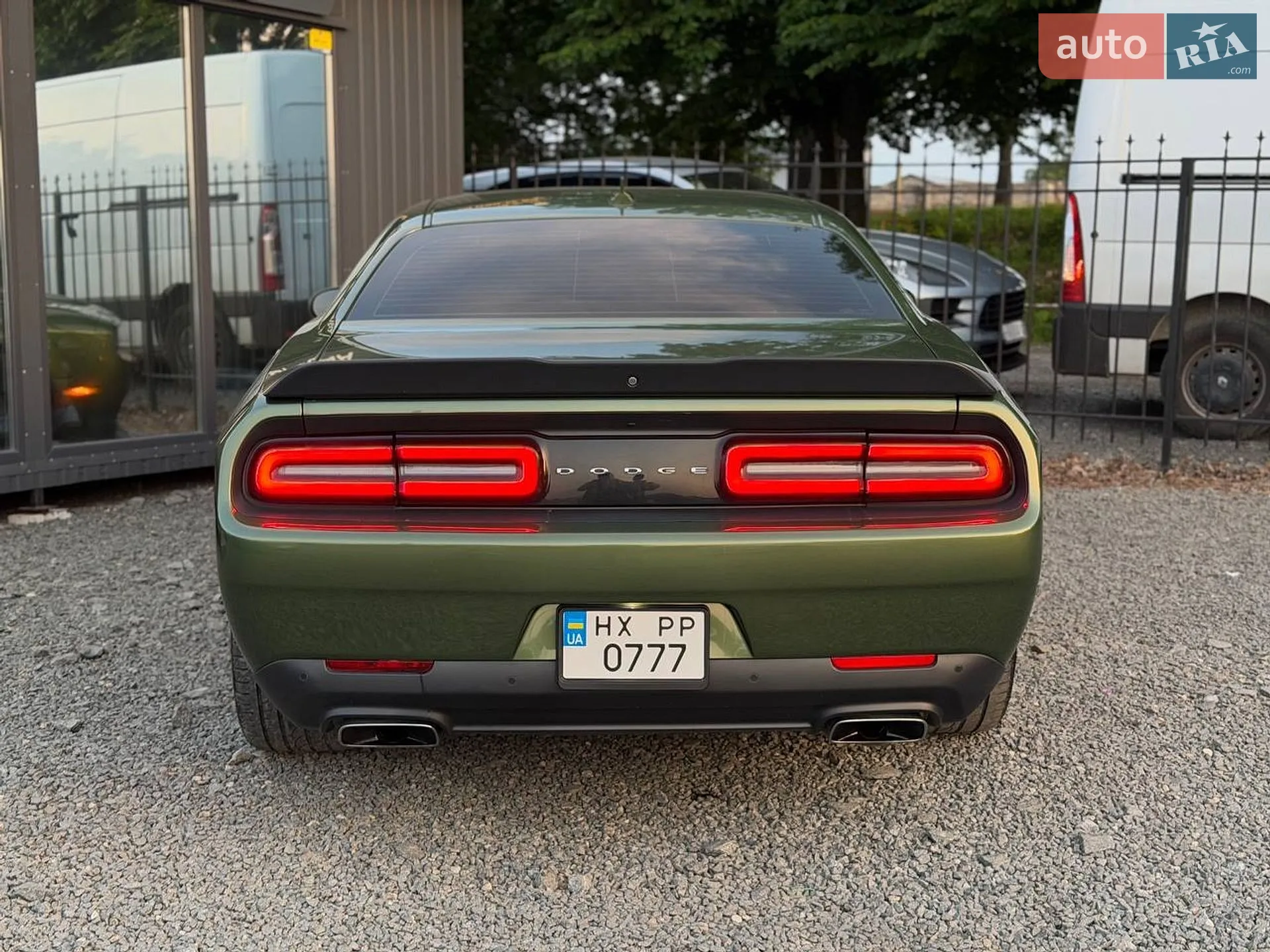 2018 Dodge Challenger - мініатюра 12
