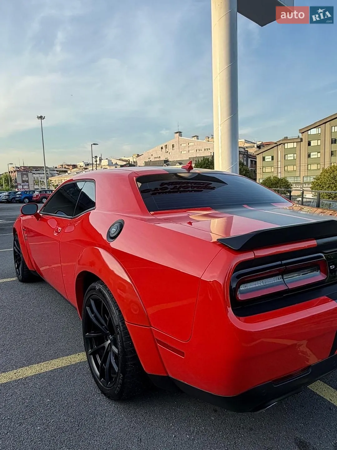 2021 Dodge Challenger - мініатюра 3