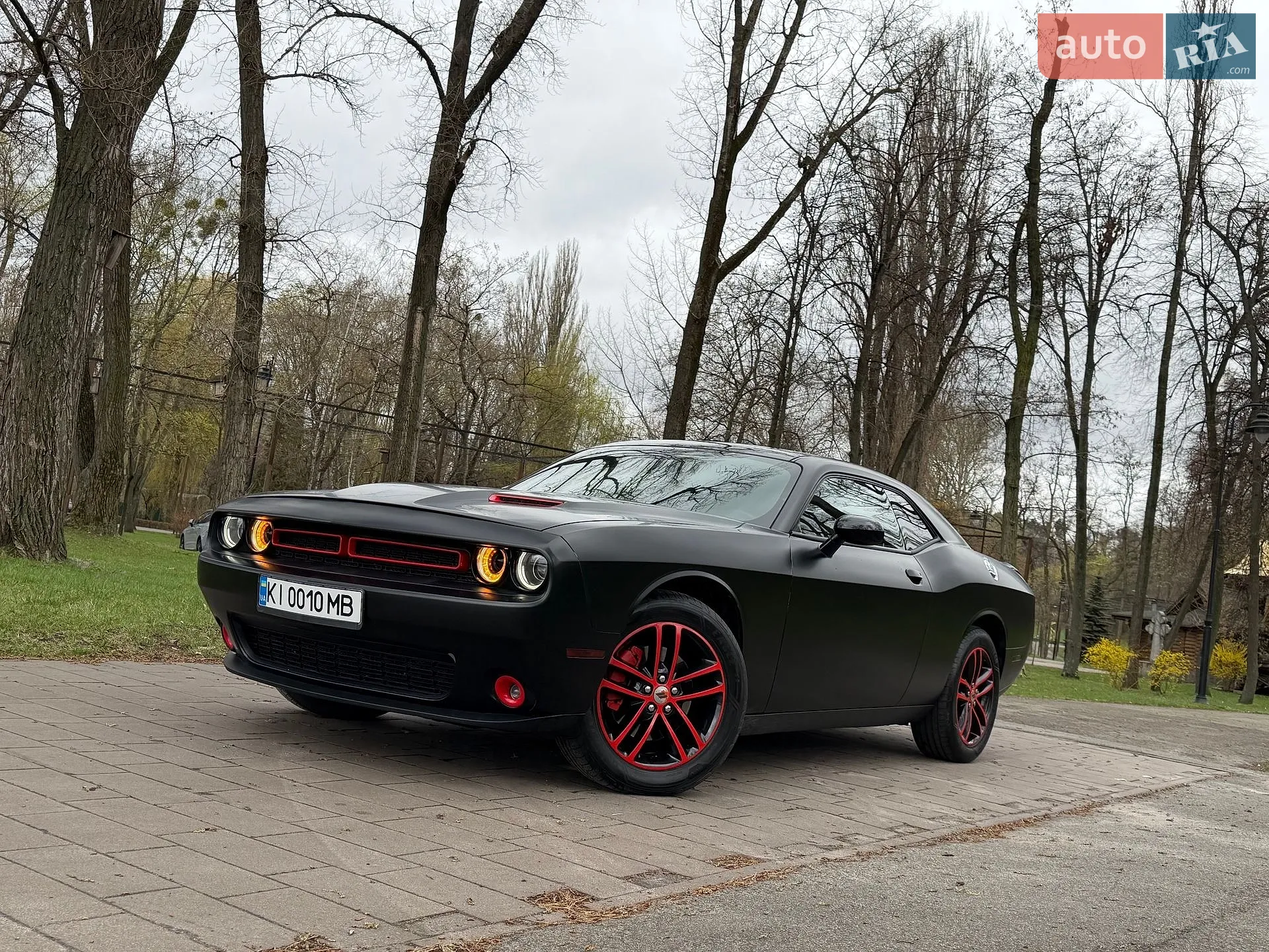 2017 Dodge Challenger - фото 1