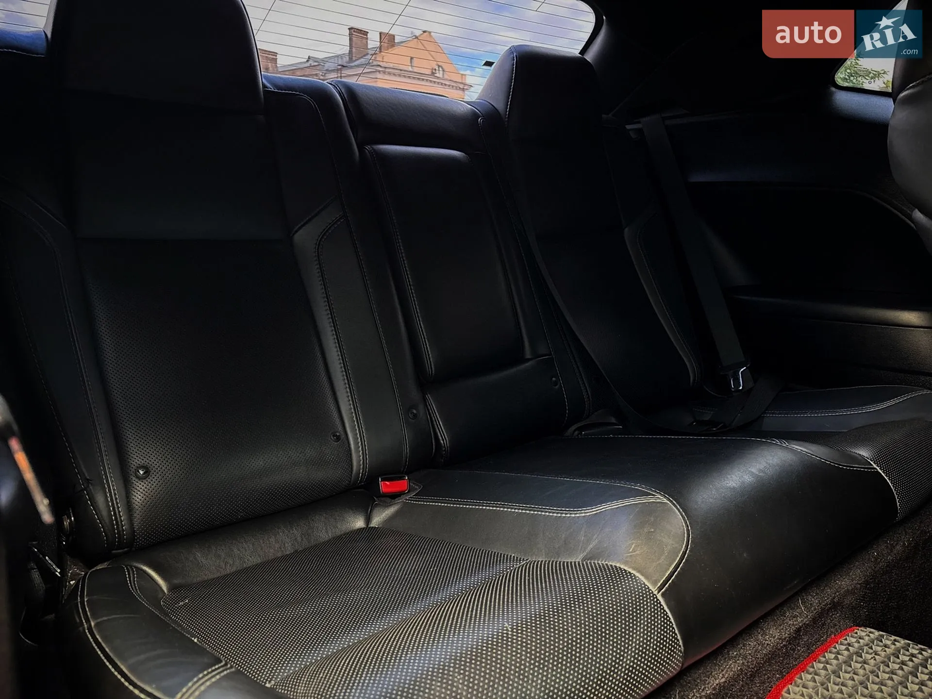 2018 Dodge Challenger - мініатюра 26