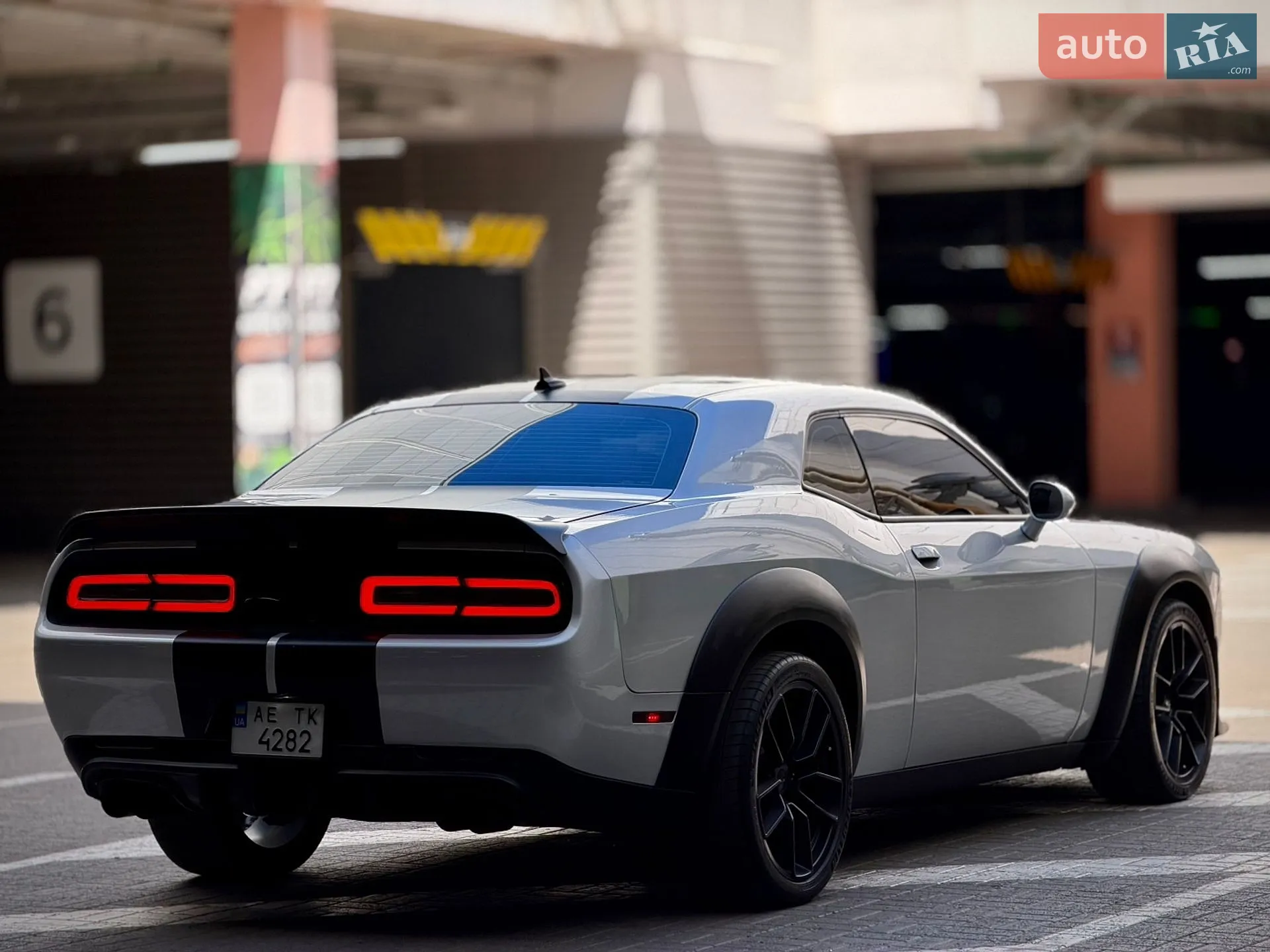 2020 Dodge Challenger - мініатюра 6