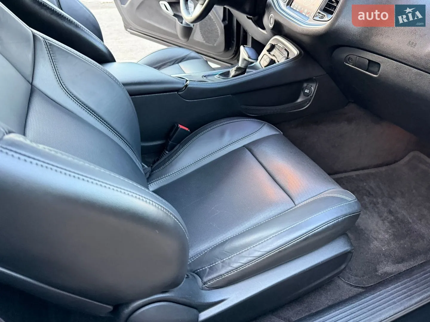 2018 Dodge Challenger - мініатюра 28