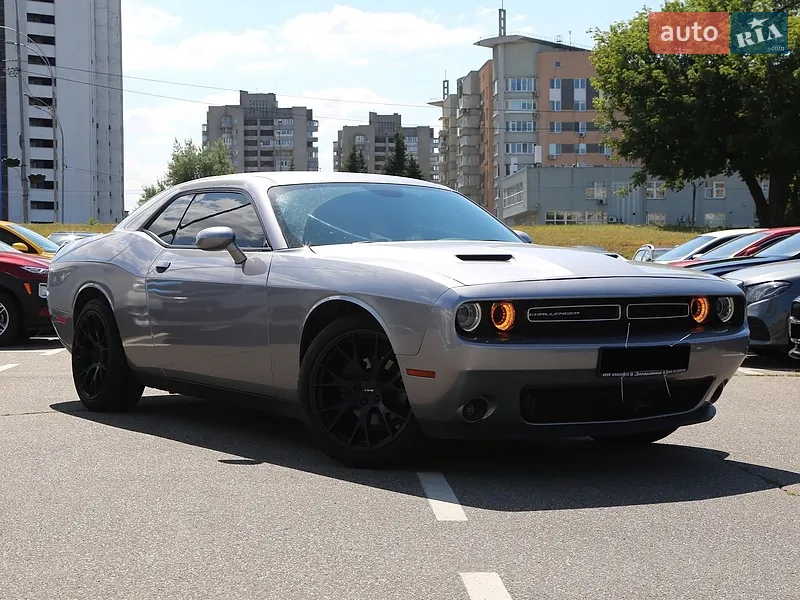 Dodge Challenger 2016