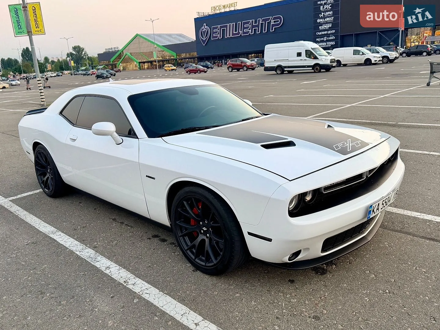 2017 Dodge Challenger - мініатюра 2