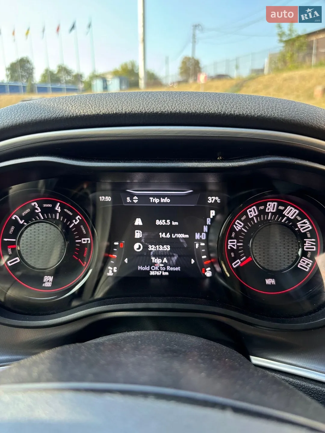 2020 Dodge Challenger - мініатюра 27