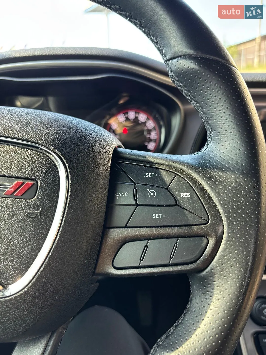 2020 Dodge Challenger - мініатюра 24