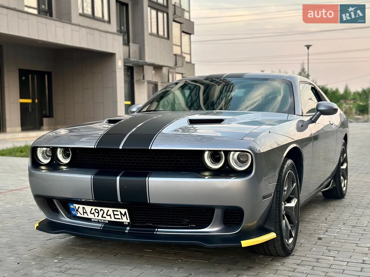 2015 Dodge Challenger - мініатюра 17