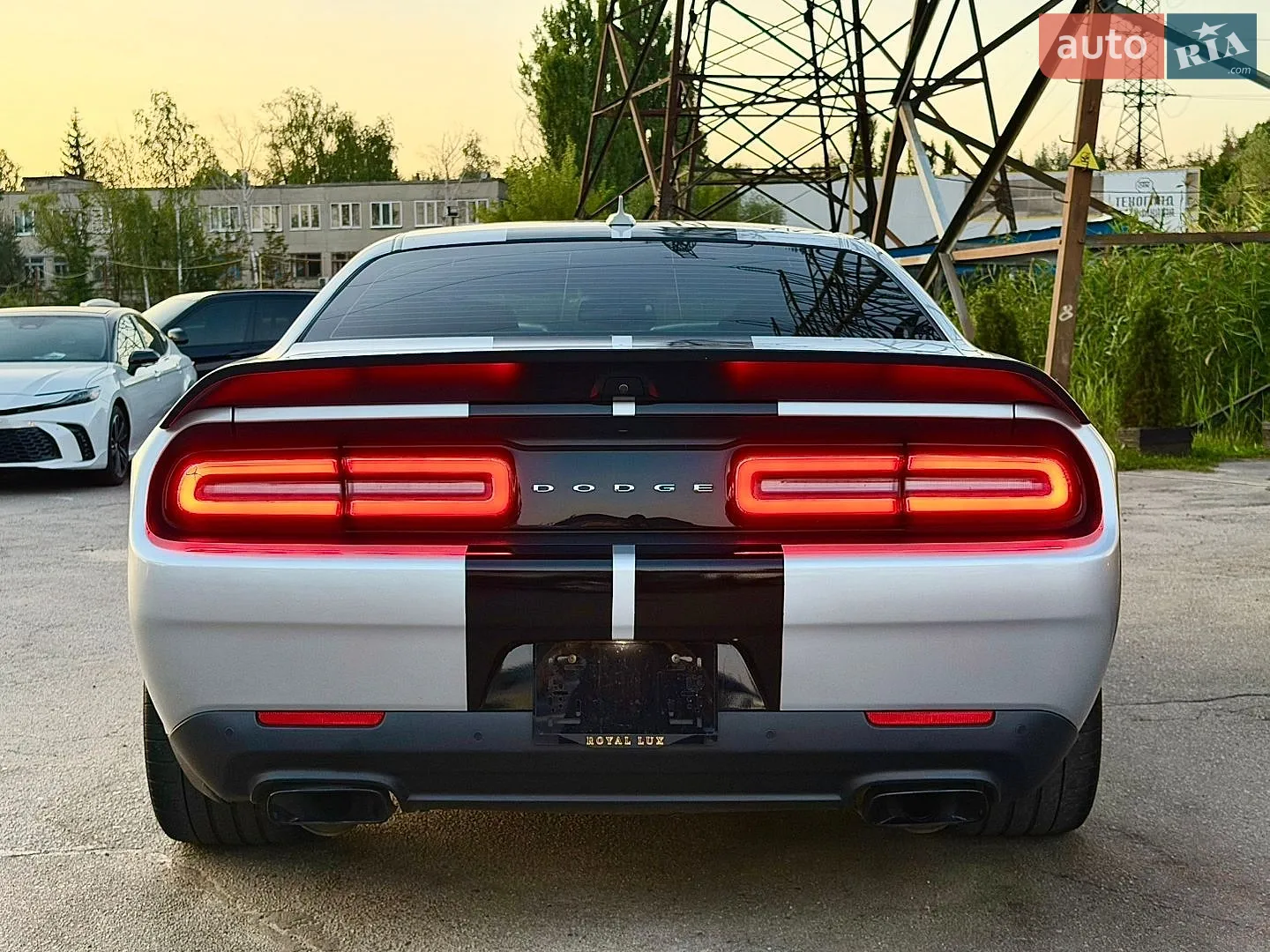2019 Dodge Challenger - мініатюра 12