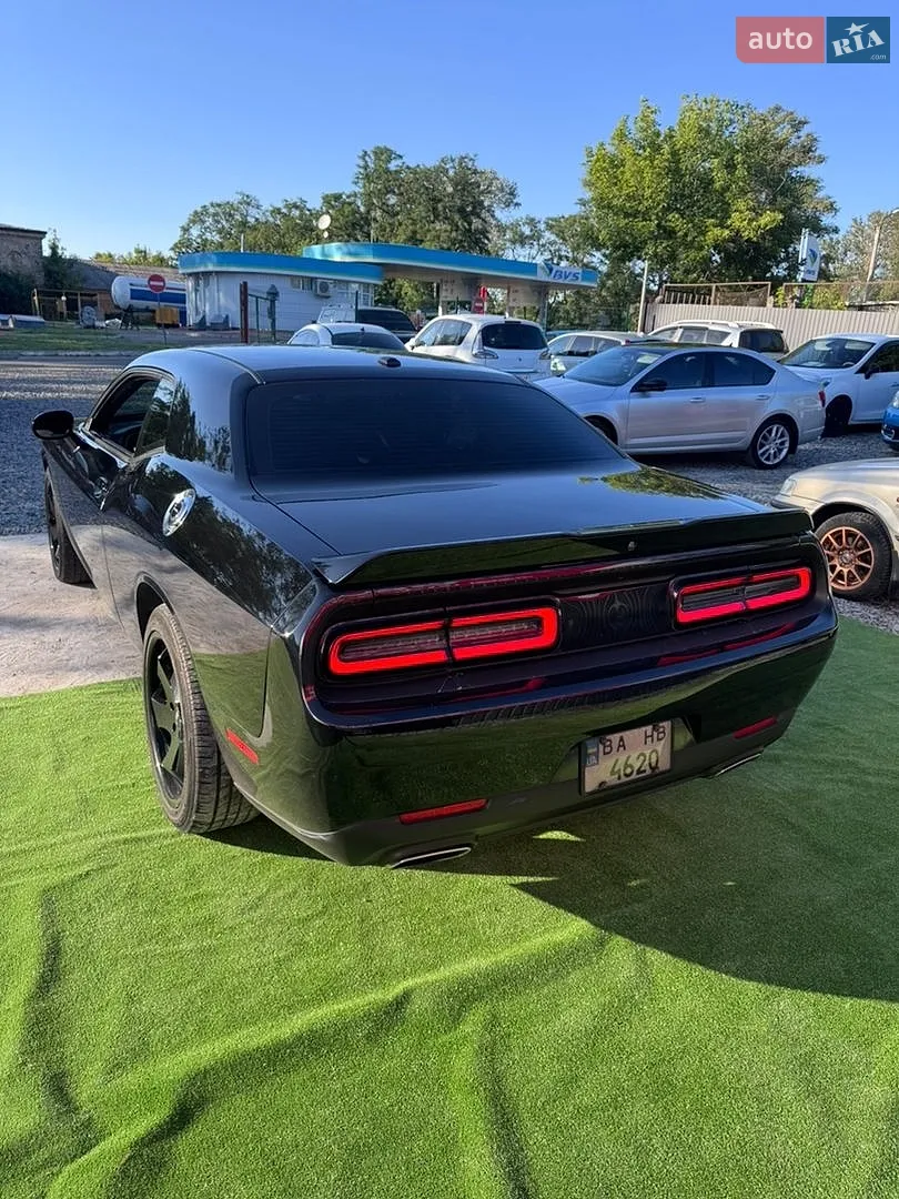 2018 Dodge Challenger - мініатюра 4