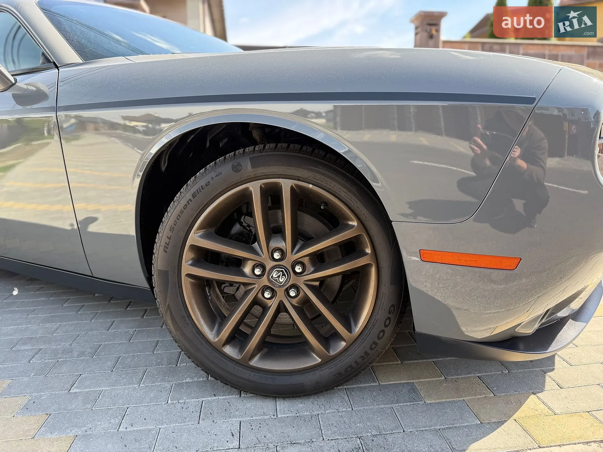 2017 Dodge Challenger - мініатюра 13