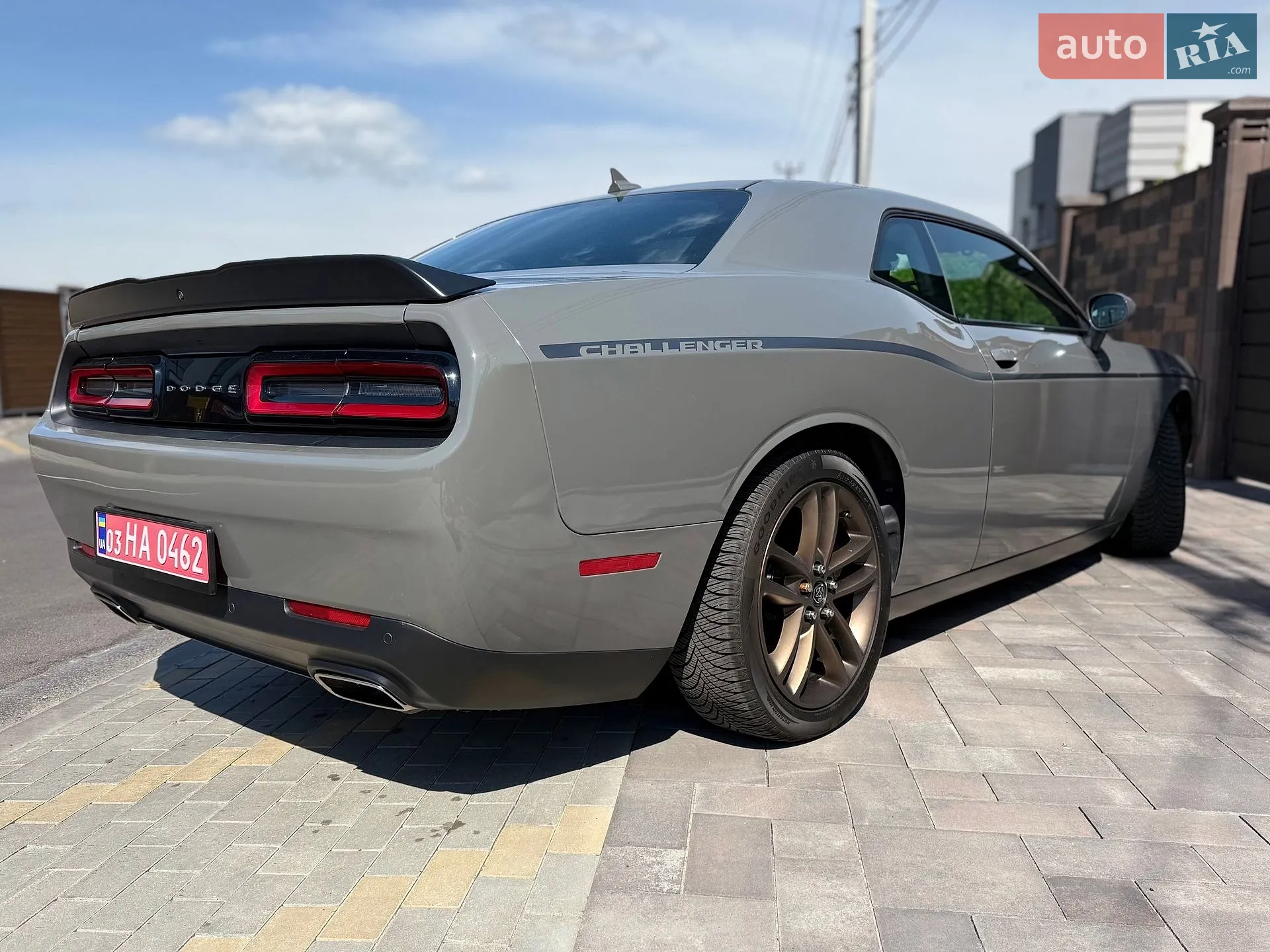 2017 Dodge Challenger - мініатюра 18