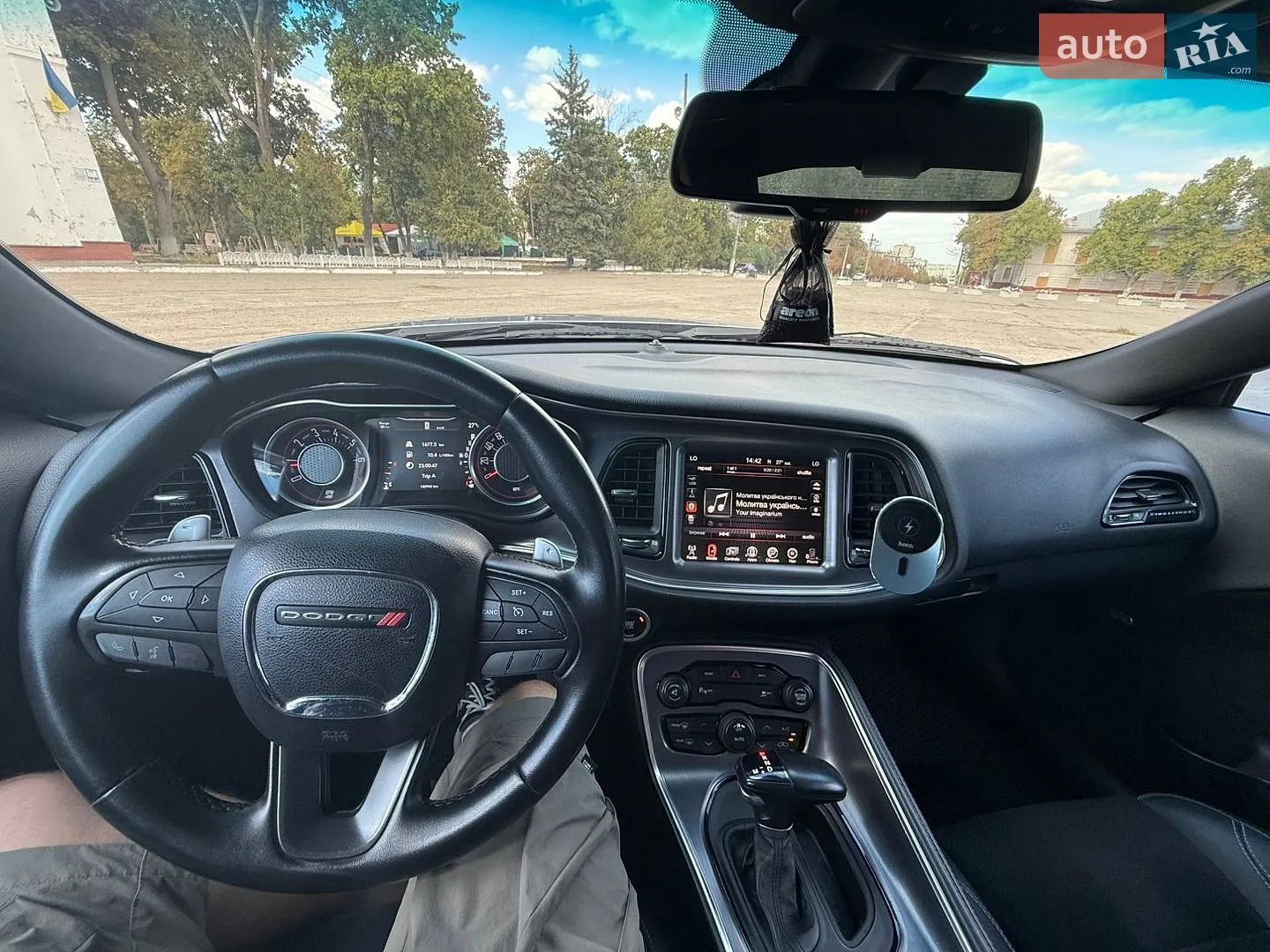 2015 Dodge Challenger - мініатюра 11