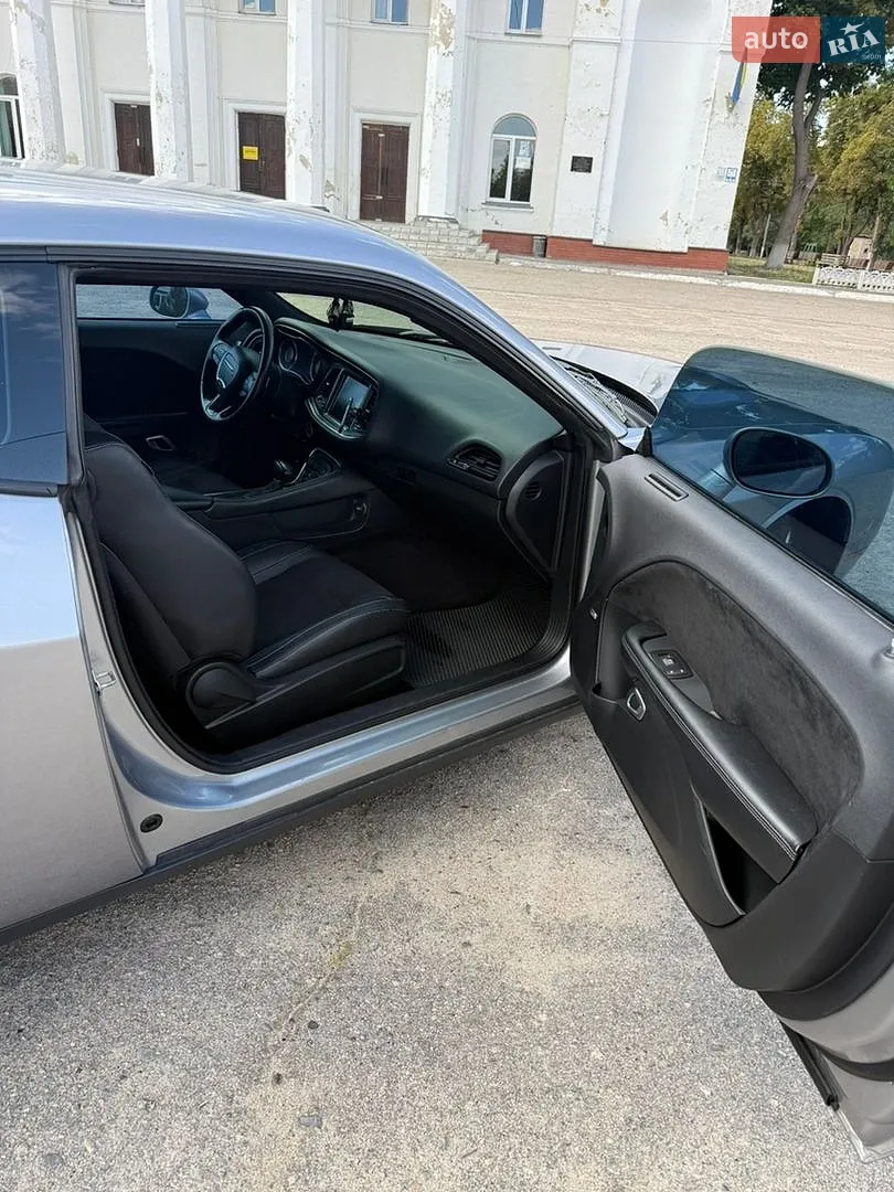 2015 Dodge Challenger - мініатюра 16