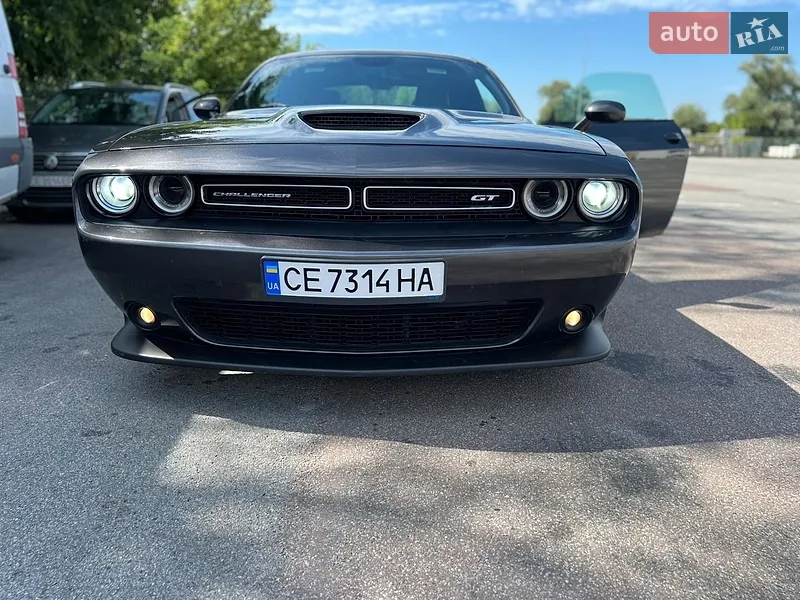 Dodge Challenger 2019