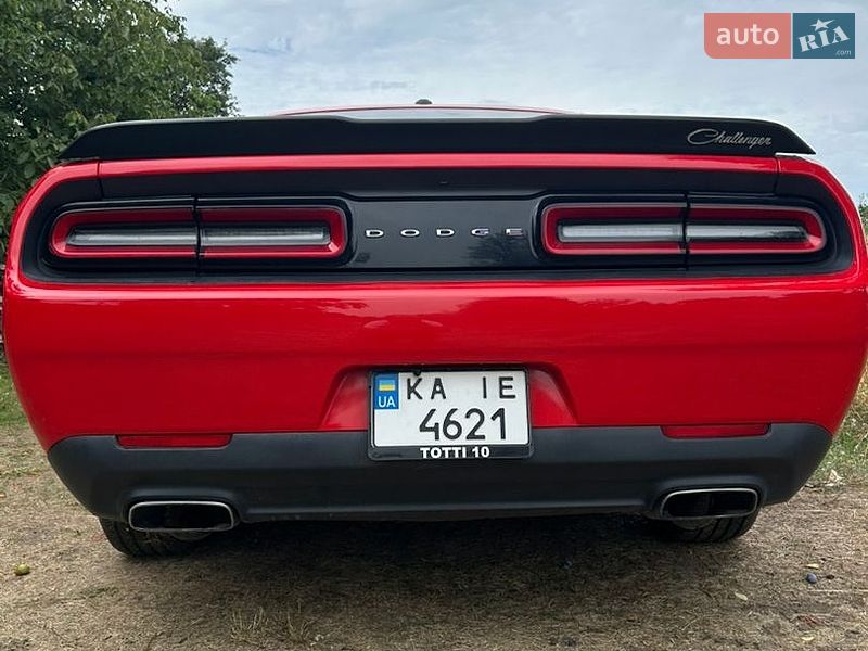 Купе Dodge Challenger 2015 в Киеве