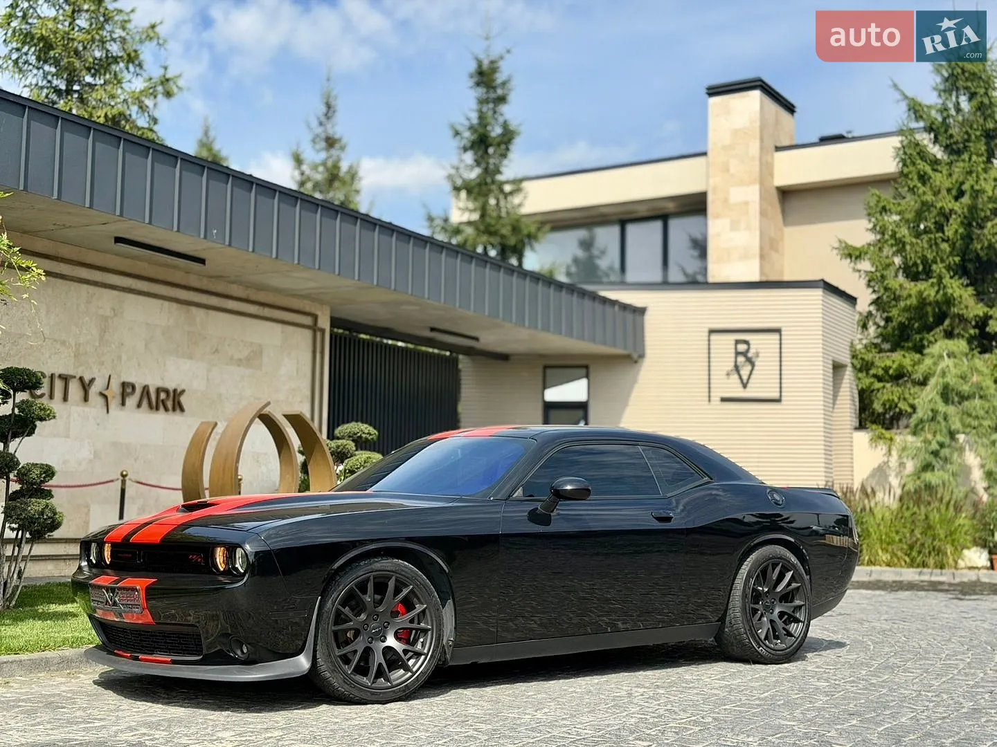 2020 Dodge Challenger - мініатюра 28