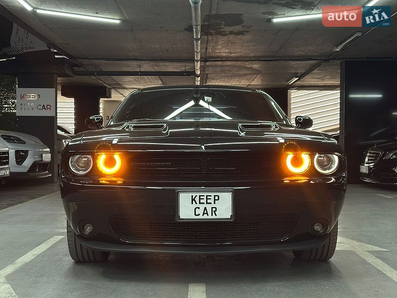 Купе Dodge Challenger 2017 в Одесі